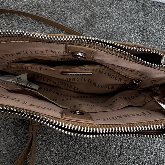 Steve madden bmoana-quilted-crossbody-bag In sandstorm Adjustable - Picture 6 of 11